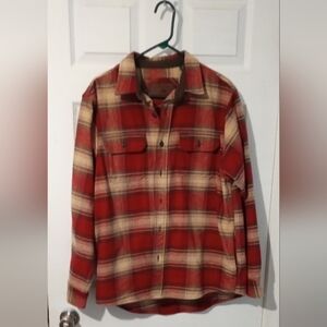 Orvis mens shacket. NWOT, size medium, red and cream
